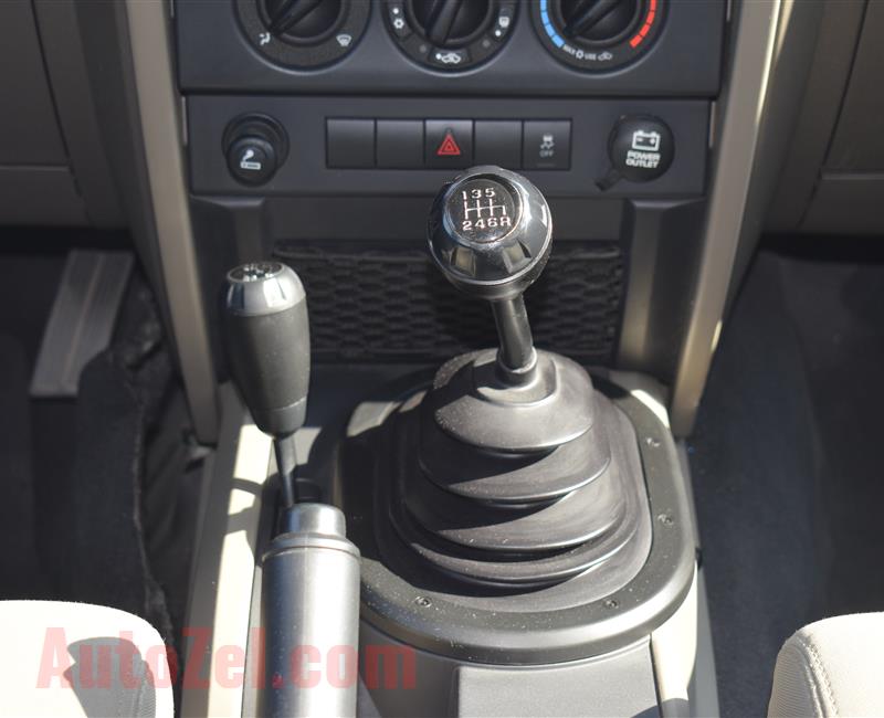 JEEP WRANGLER- 2010- BLACK- GCC SPECS- MANUAL TRANSMISSION