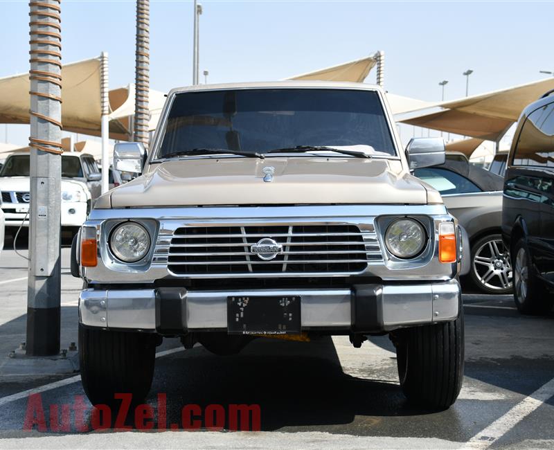 NISSAN PATROL SUPER SAFARI- 1993- GOLD- 370 000 KM- GCC SPECS