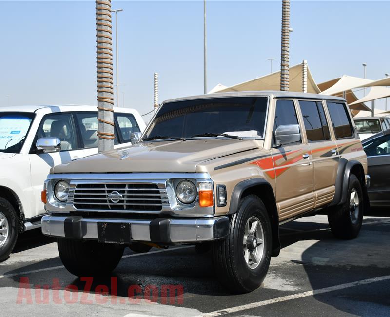 NISSAN PATROL SUPER SAFARI- 1993- GOLD- 370 000 KM- GCC SPECS