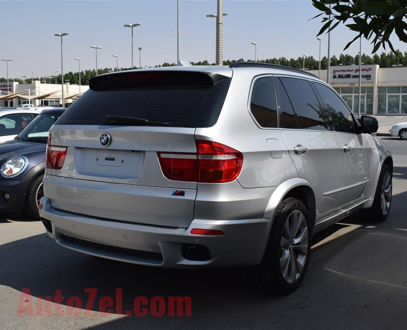 BMW X5- 2010- SILVER- 259 000 KM- GCC SPECS- CALL FOR THE PRICE