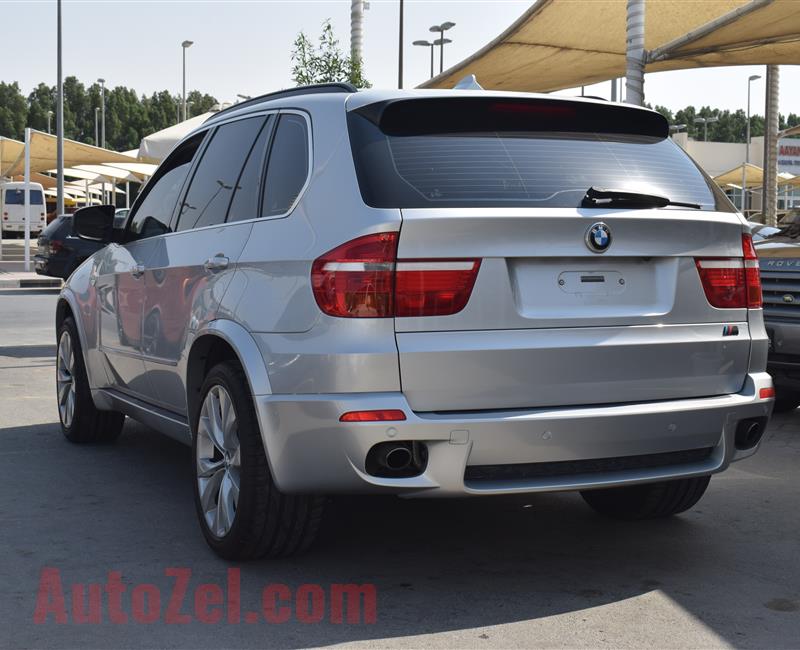 BMW X5- 2010- SILVER- 259 000 KM- GCC SPECS- CALL FOR THE PRICE