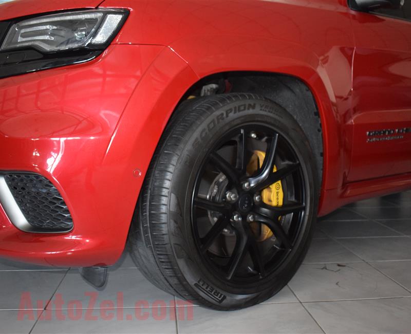 JEEP GRAND CHEROKEE SUPERCHARGED- 2018- RED- 35 000 KM- GCC SPECS