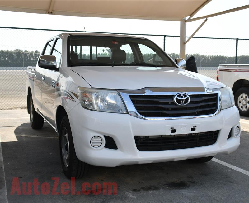 TOYOTA HILUX GL 4X2- 2015- WHITE- 95 000 KM- GCC SPECS