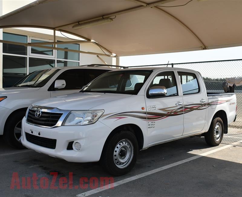 TOYOTA HILUX GL 4X2- 2015- WHITE- 95 000 KM- GCC SPECS