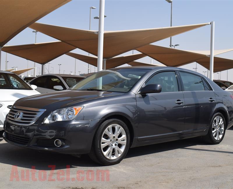 TOYOTA AVALON- 2009- GRAY- 87 000 KM- GCC SPECS