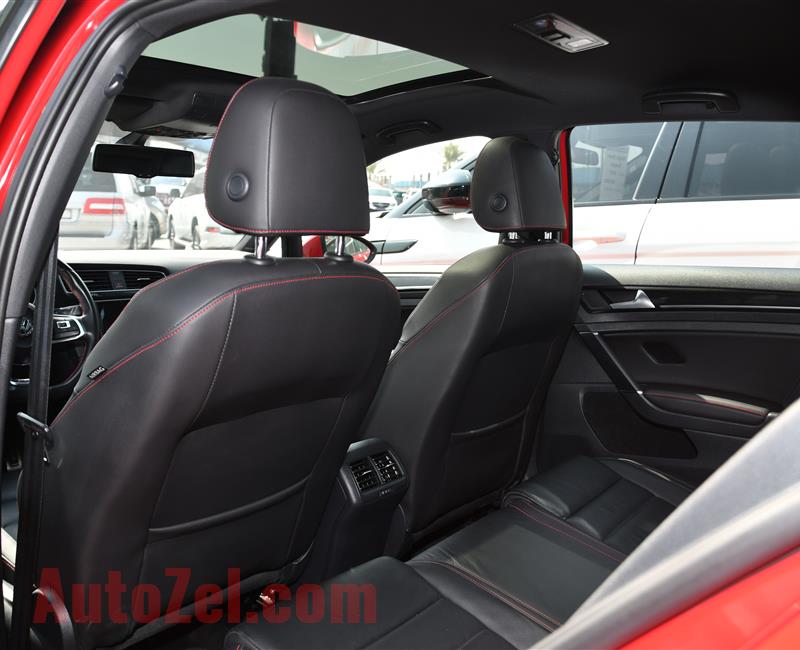 VOLKSWAGEN GOLF GTI- 2015- RED- 80 000 KM- GCC SPECS- CALL FOR THE PRICE