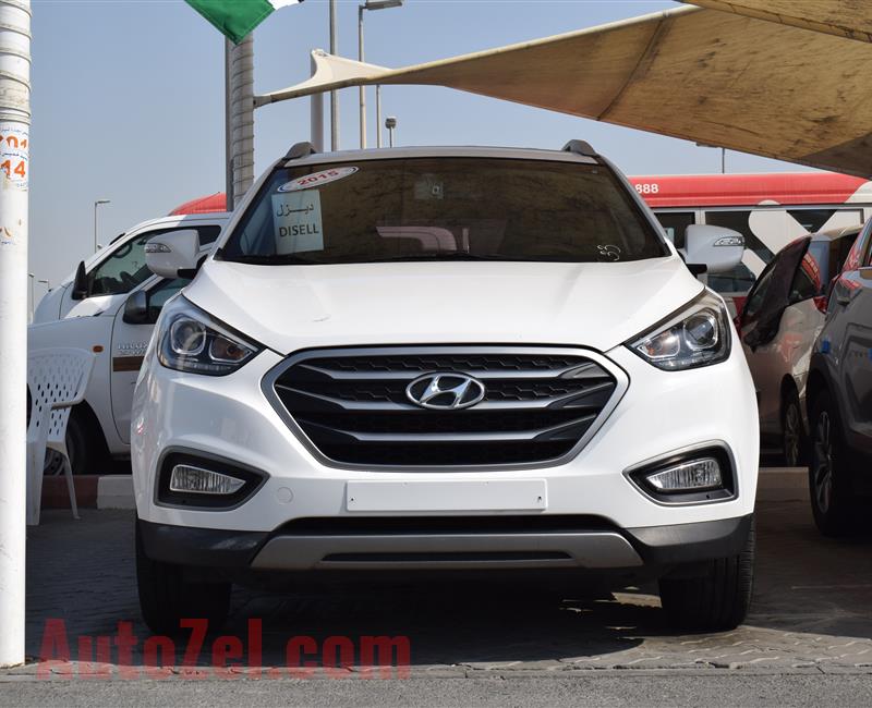 HYUNDAI TUCSON- 2015- WHITE- 33 000 KM