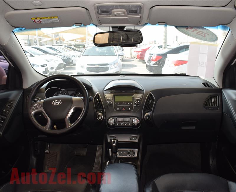 HYUNDAI TUCSON- 2015- WHITE- 33 000 KM