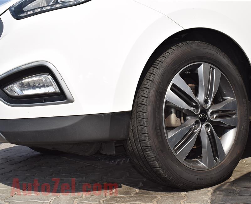 HYUNDAI TUCSON- 2015- WHITE- 33 000 KM