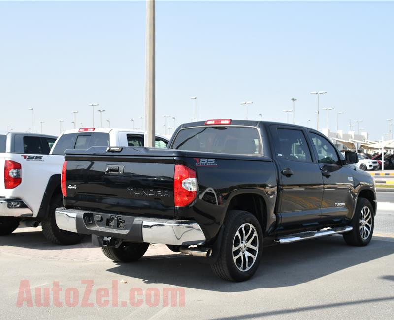 TOYOTA TUNDRA SR5 TSS- 2018- BLACK- 10 000 MILES- AMERICAN SPECS