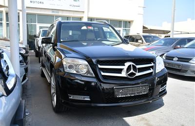 MERCEDES-BENZ GLK300- 2011- BLACK- 211 000 KM- AMERICAN...