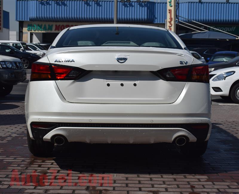 BRAND NEW NISSAN ALTIMA SV- 2020- WHITE- 4 CYLINDER- GCC SPECS