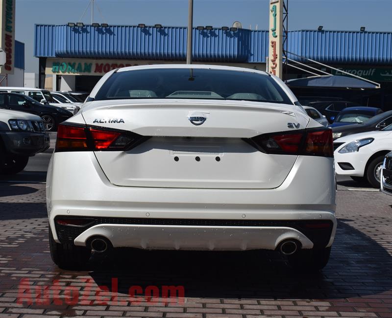 BRAND NEW NISSAN ALTIMA SV- 2020- WHITE- 4 CYLINDER- GCC SPECS