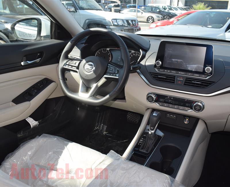 BRAND NEW NISSAN ALTIMA SV- 2020- WHITE- 4 CYLINDER- GCC SPECS