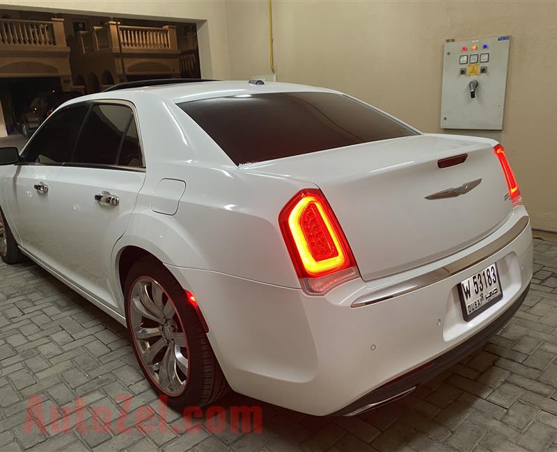 CHRYSLER 300c V8 5.7 full option