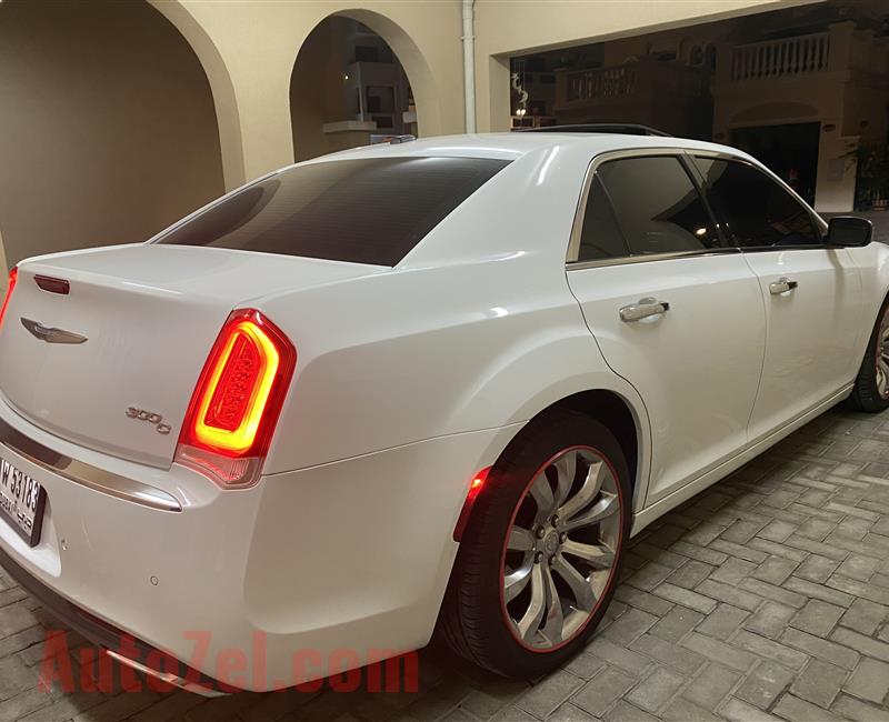 CHRYSLER 300c V8 5.7 full option