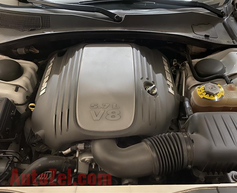 CHRYSLER 300c V8 5.7 full option