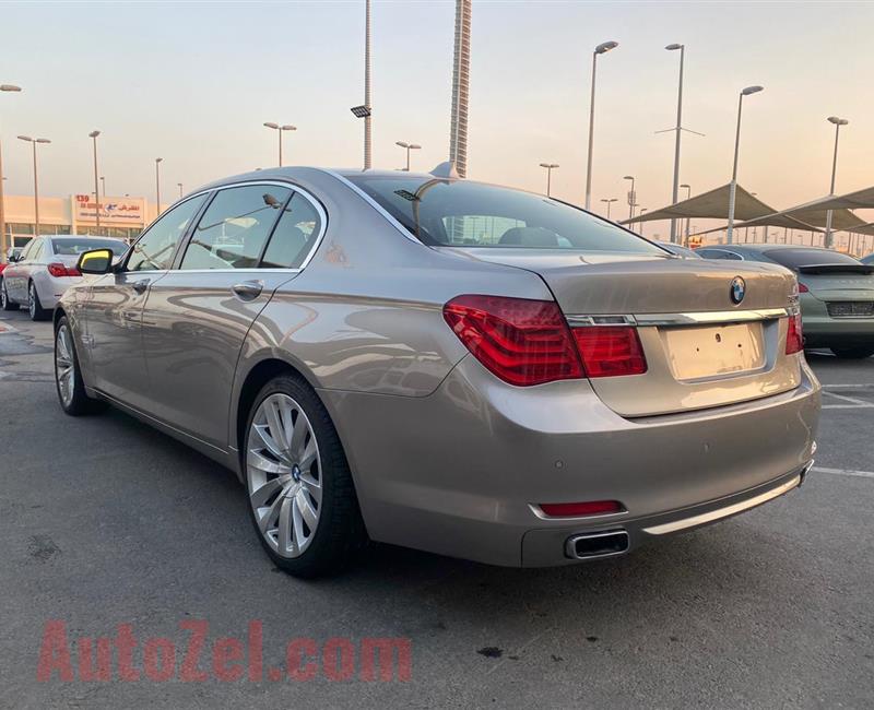 BMW 730Li- 2013- GOLD- 169 000 KM- GCC SPECS