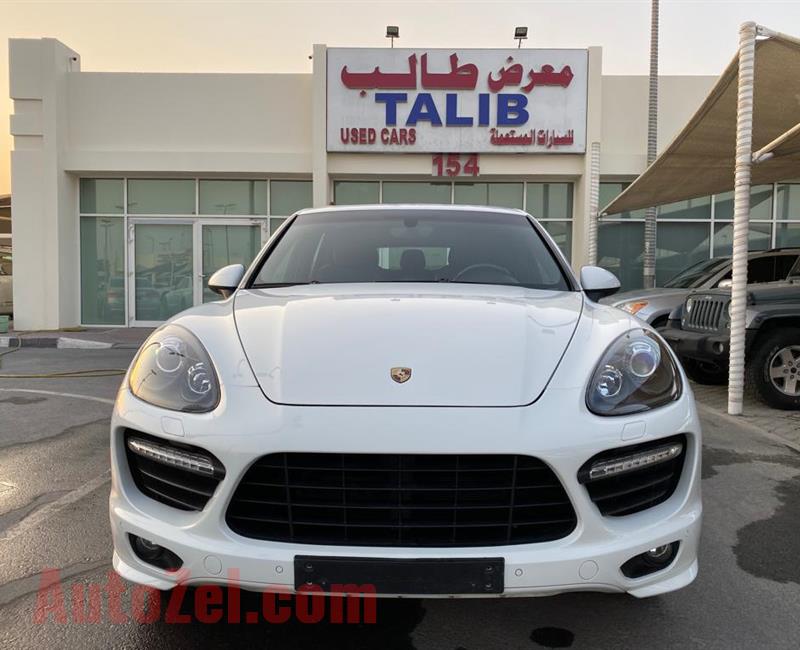 PORSCHE CAYENNE GTS- 2013- WHITE- 119 000 KM- GCC SPECS