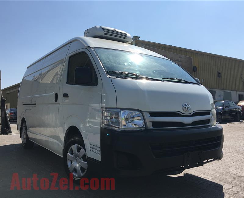 For sale Toyota hiace high roof chiller van thermoking model 2012 in good condition 