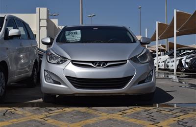 HYUNDAI ELANTRA- 2015- SILVER- 80 000 KM- GCC SPECS