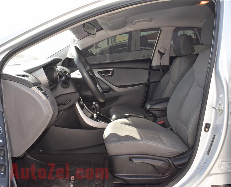 HYUNDAI ELANTRA- 2015- SILVER- 80 000 KM- GCC SPECS