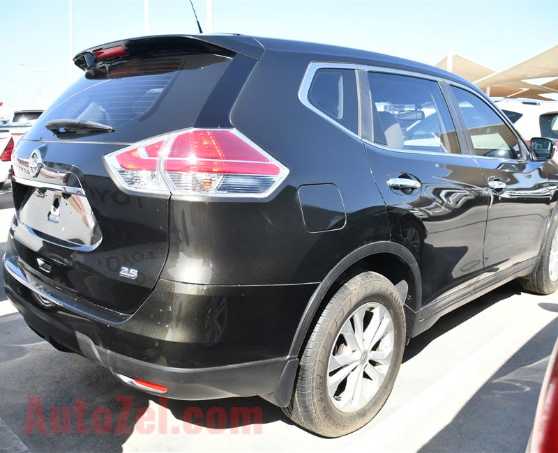 NISSAN XTRAIL- 2015- BROWN- 151 000 KM- GCC SPECS