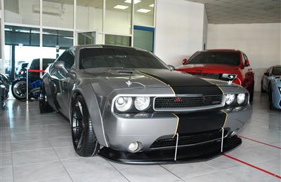 DODGE CHALLENGER- 2013- GRAY- 61 000 KM- AMERICAN SPECS