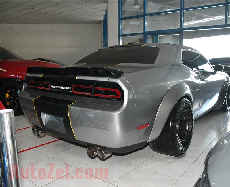 DODGE CHALLENGER- 2013- GRAY- 61 000 KM- AMERICAN SPECS