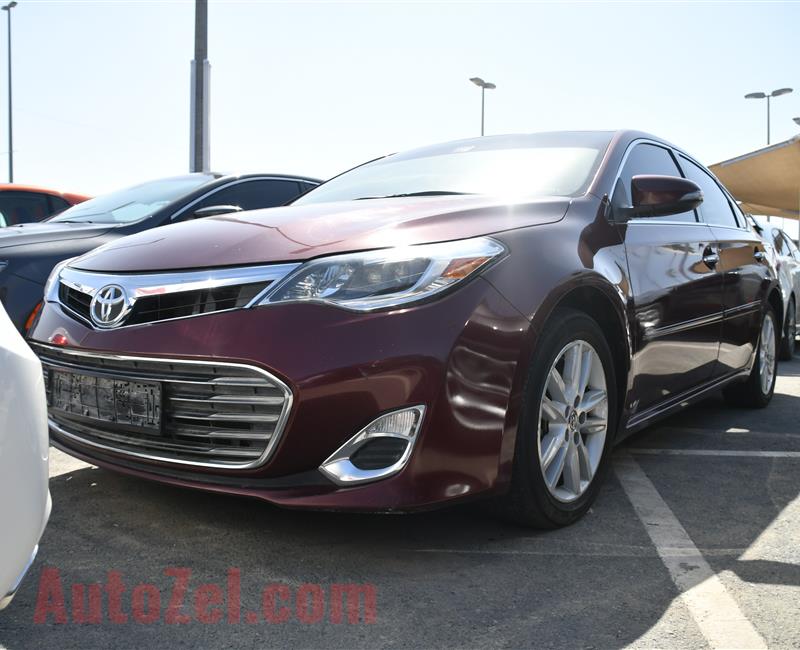 TOYOTA AVALON- 2014- RED- 135 000 KM- AMERICAN SPECS