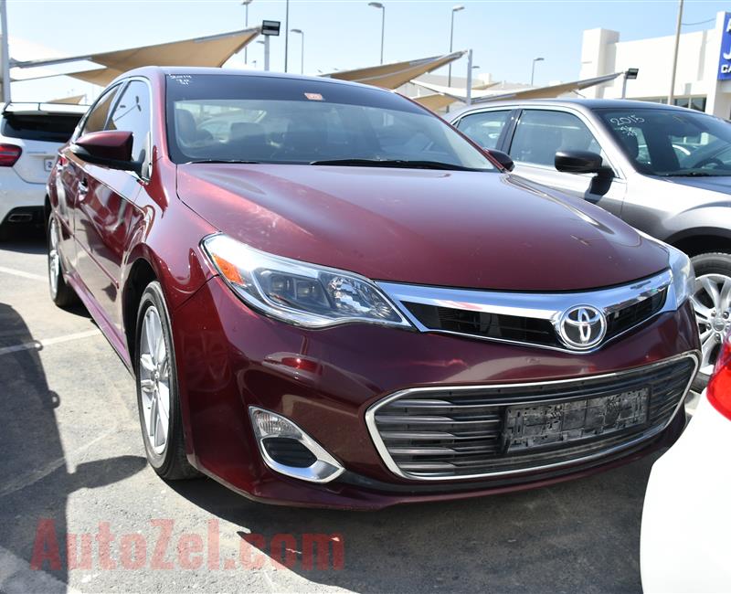 TOYOTA AVALON- 2014- RED- 135 000 KM- AMERICAN SPECS