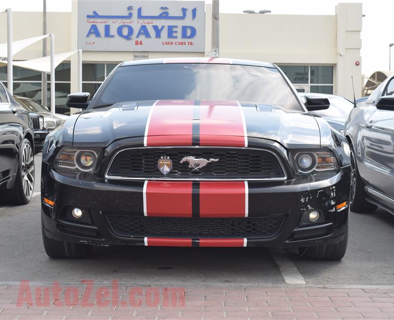 FORD MUSTANG GT- 2014- BLACK- 88 000 KM- GCC