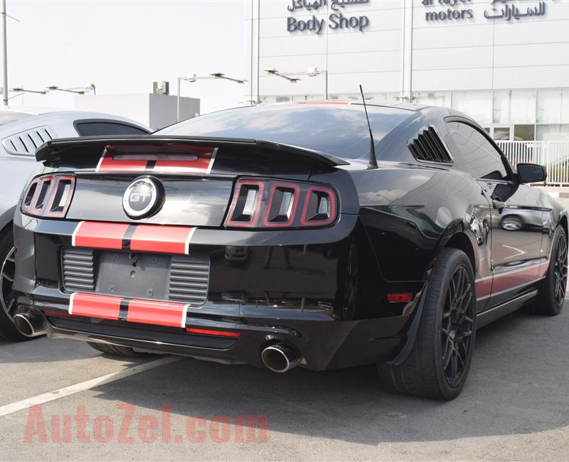 FORD MUSTANG GT- 2014- BLACK- 88 000 KM- GCC