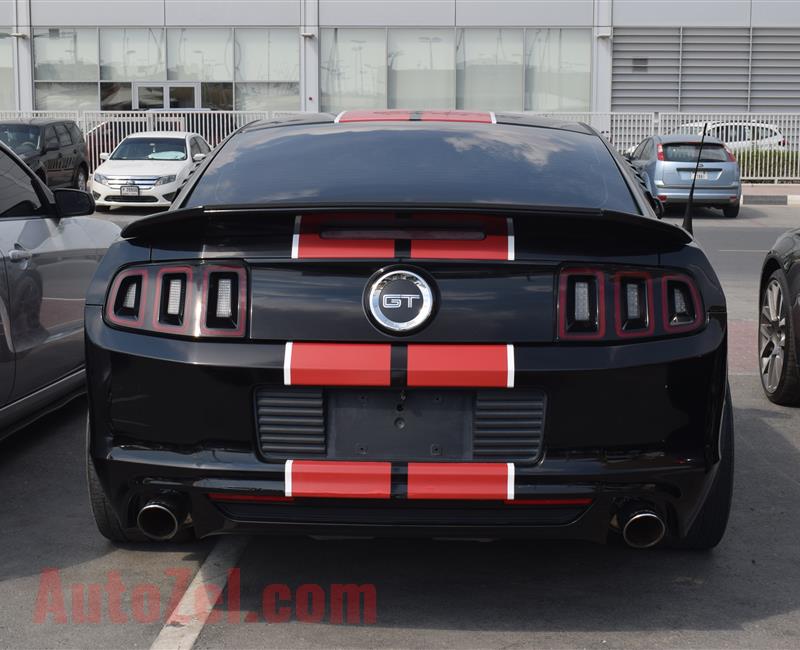 FORD MUSTANG GT- 2014- BLACK- 88 000 KM- GCC