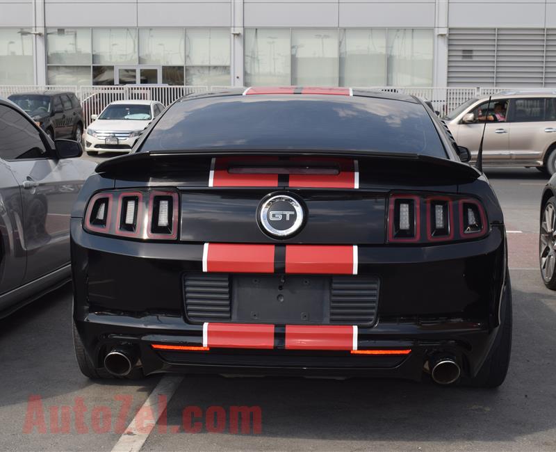 FORD MUSTANG GT- 2014- BLACK- 88 000 KM- GCC