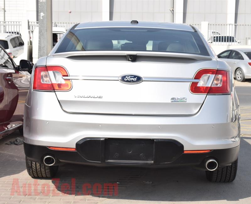 FORD TAURUS- 2012- SILVER- 117 000 KM- GCC