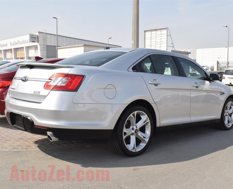 FORD TAURUS- 2012- SILVER- 117 000 KM- GCC