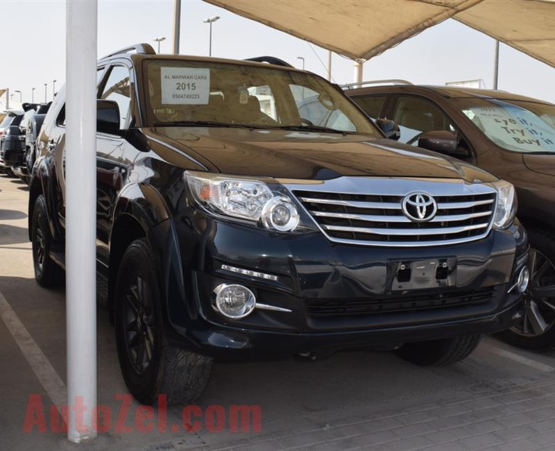 TOYOTA FORTUNER- 2015- GREY- 102 000 KM- GCC