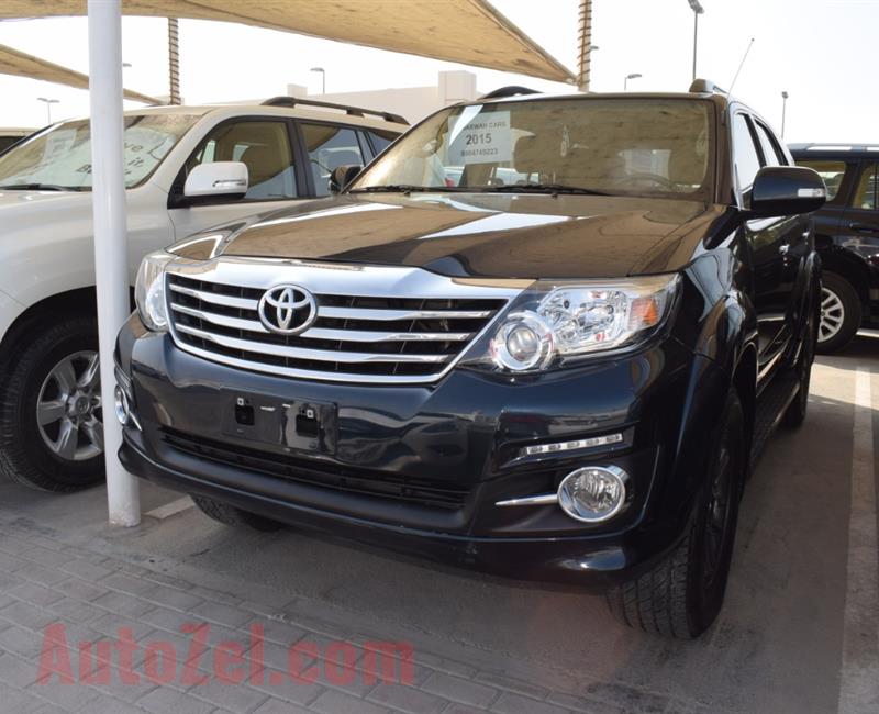 TOYOTA FORTUNER- 2015- GREY- 102 000 KM- GCC