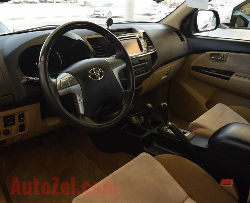 TOYOTA FORTUNER- 2015- GREY- 102 000 KM- GCC