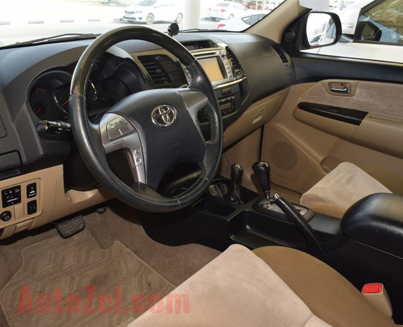 TOYOTA FORTUNER- 2015- GREY- 102 000 KM- GCC