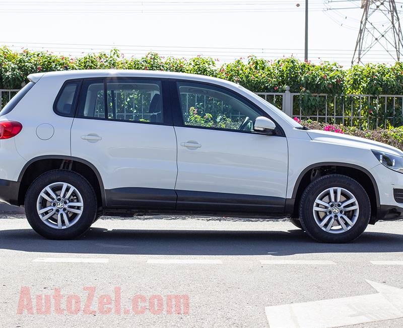 VOLKSWAGEN TIGUAN- 2014- WHITE- 71 488 KM- GCC SPECS