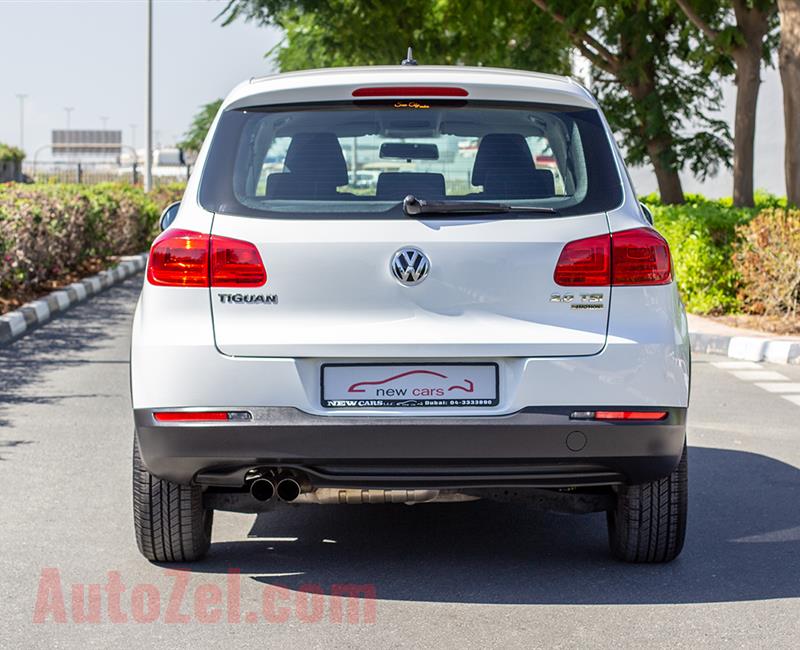 VOLKSWAGEN TIGUAN- 2014- WHITE- 71 488 KM- GCC SPECS