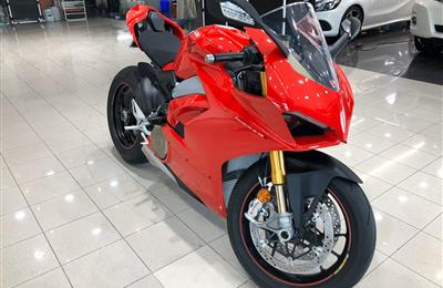 2019 Ducati panigale v4s 