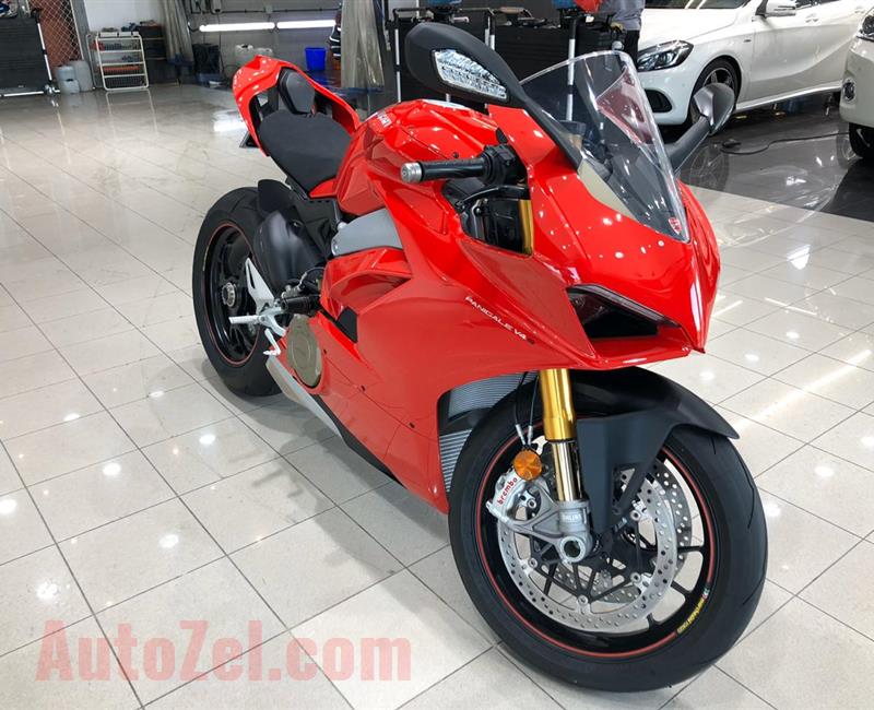 2019 Ducati panigale v4s 