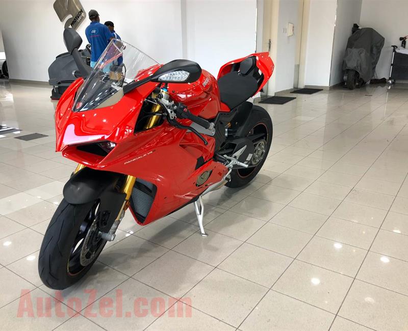 2019 Ducati panigale v4s 