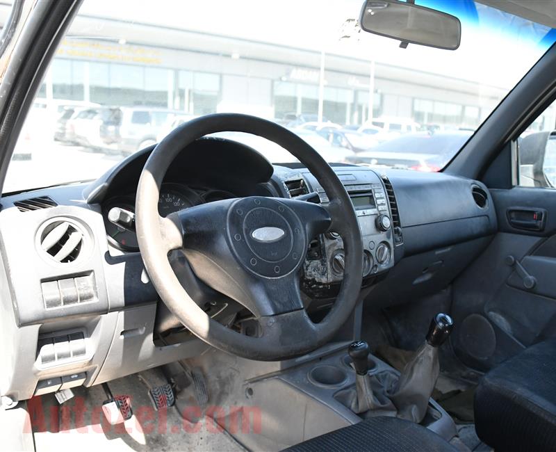 FORD PICK-UP- DIESEL- 2009- WHITE- 400 000 KM- GCC SPECS