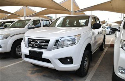 NISSAN NAVARA- 2017- WHITE- 50 000 KM- GCC, MANUAL GEAR