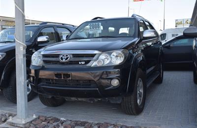 TOYOTA FORTUNER SR5- 2008- BLACK- 421 000 KM- GCC