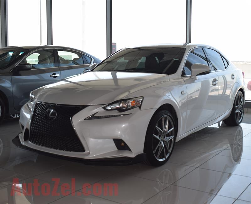 LEXUS IS200t- 2016- WHITE- 26 000 KM- GCC